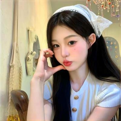 笼中女